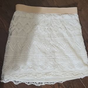 Lace mini skirt